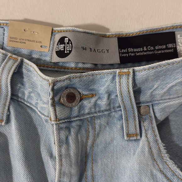 NWT 94 BAGGY SILVERTAB distressed light wash JEANS 27 x 31 - Picture 5 of 8